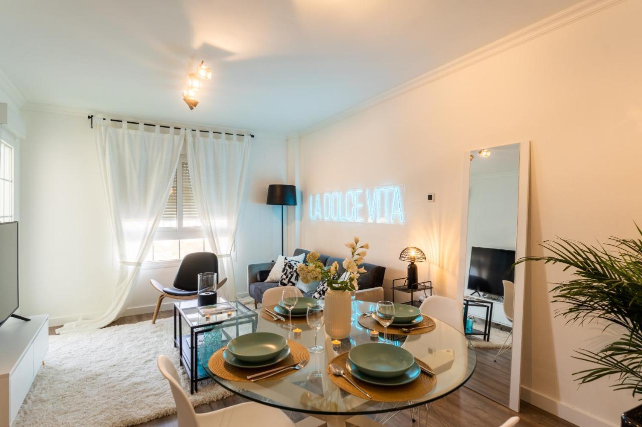 Apartment Black Level, 30M Playa, Pool, Wifi Almería Extérieur photo